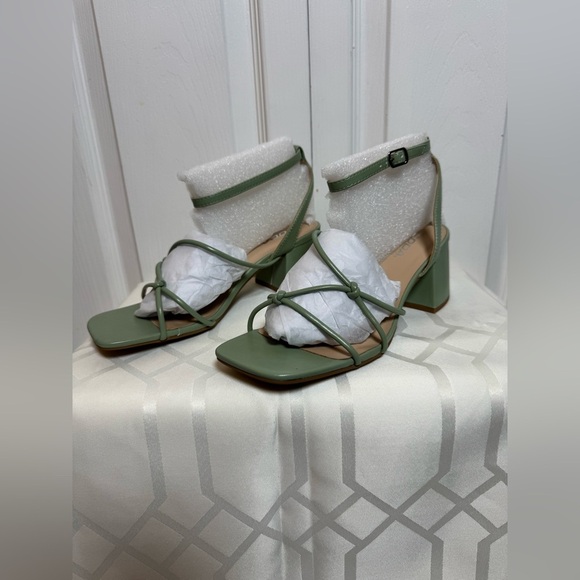 Soda Sage Green Strappy Heels - Picture 3 of 8